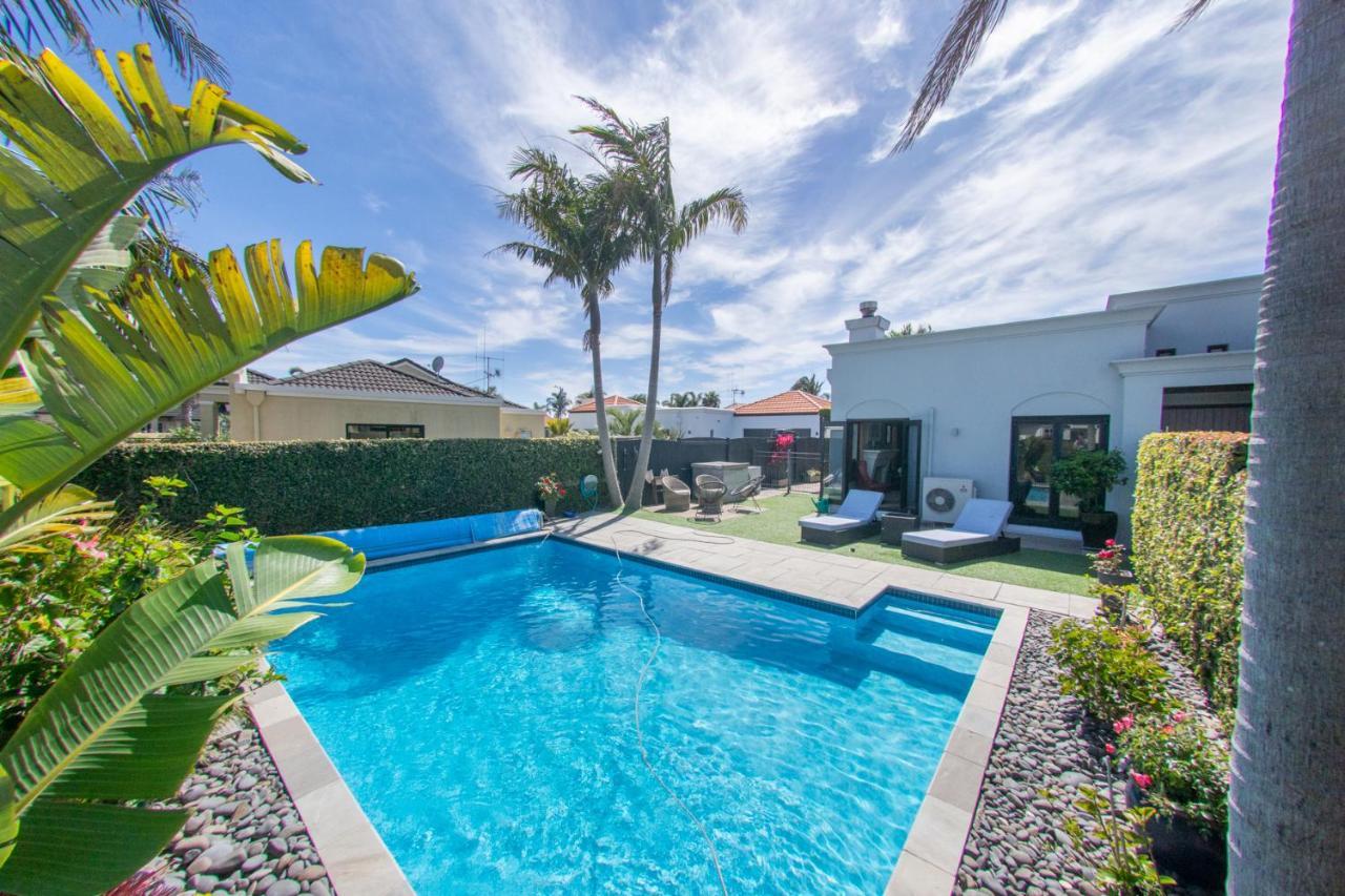 Tuscan Retreat Bed & Breakfast - Adults Only Bed & Breakfast Papamoa Bagian luar foto