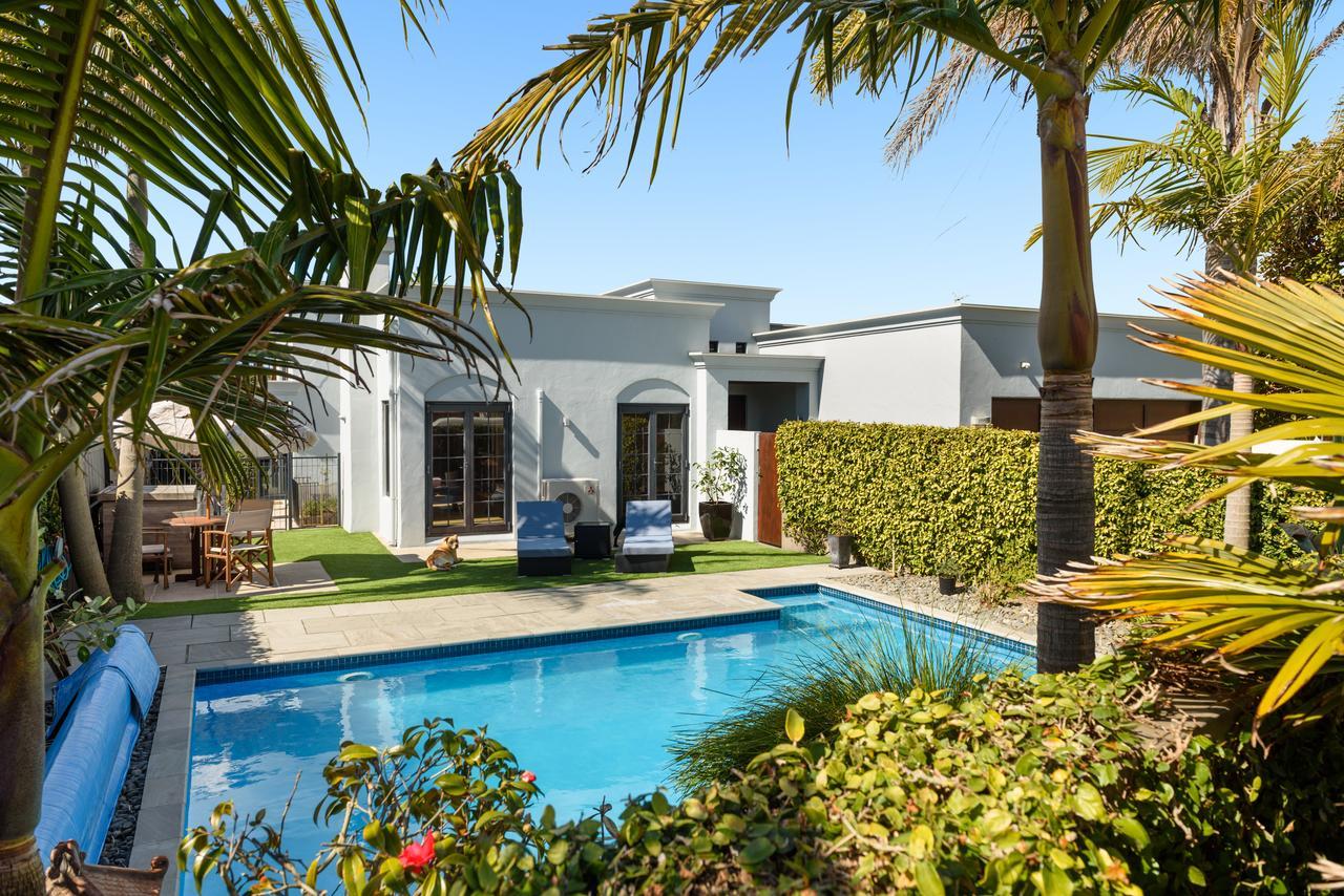 Tuscan Retreat Bed & Breakfast - Adults Only Bed & Breakfast Papamoa Bagian luar foto